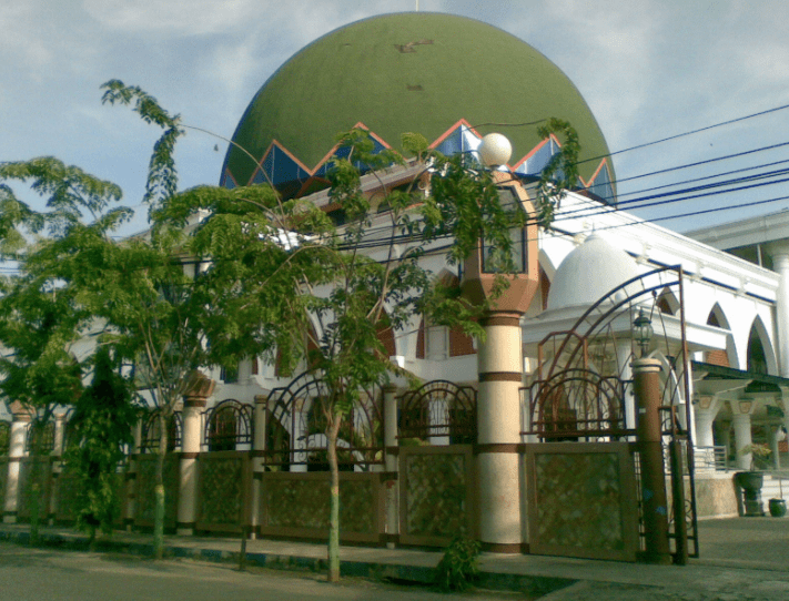 Masjid Agung Kota Sampang di Pulau Madura