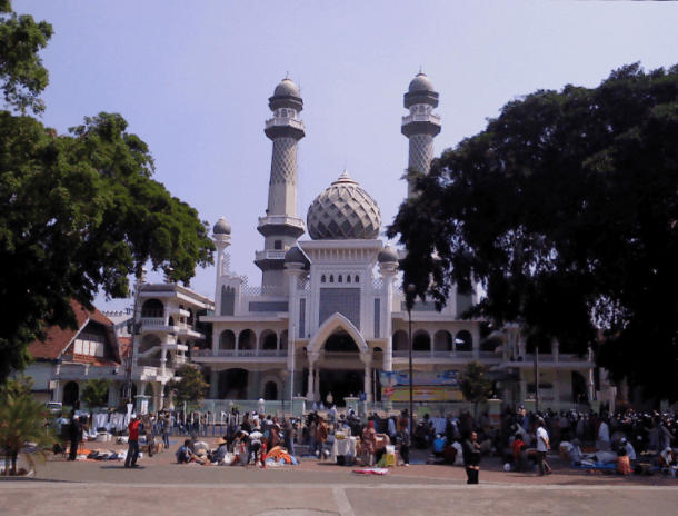 Detail Bangunan Masjid Agung Malang Dan Rahasia Air Sumbernya