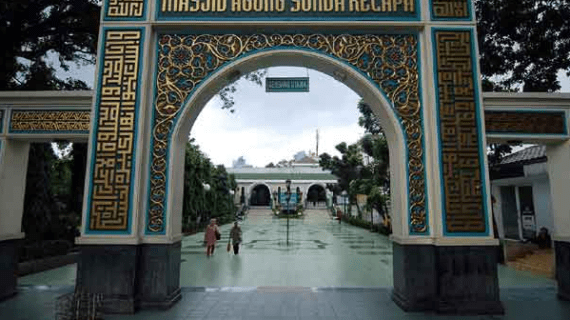 Masjid Agung Sunda Kelapa – Menteng Jakarta Pusat