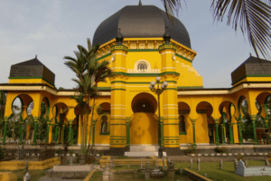 Masjid Al-Osmani – Masjid Tertua di Kota Medan