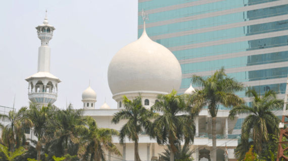 Masjid Baitul Mughni Jakarta