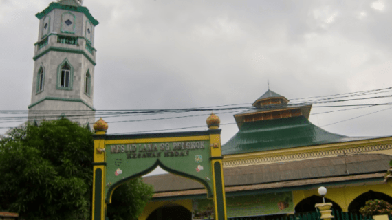 Masjid Lama Gang Bengkok Kota Medan