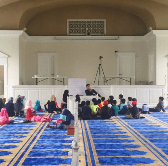 interior Masjid IMAAM Center