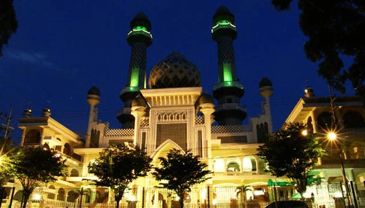 masjid agung jami