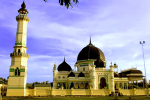 Masjid Azizi – Masjid Kesultanan Langkat – Sumatera Utara