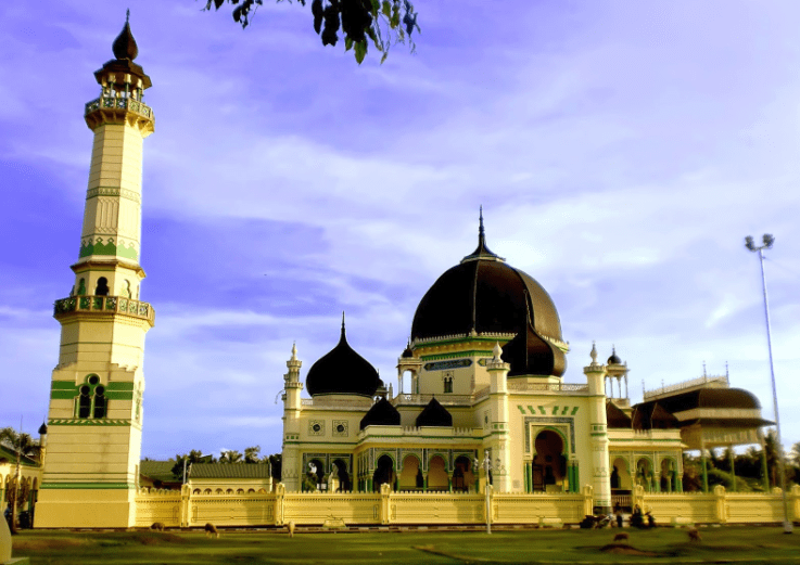 masjid azizi