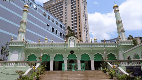 The Central Mosque Ho Chi Minh City / Masjid Sentral Ho Chi Minh City – Vietnam