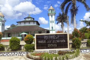 Masjid Jami Sultan Nata Warisan Kesultanan Sintang