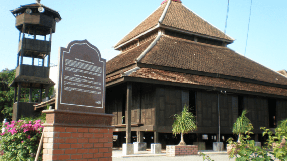 Masjid Kampung Laut Kelantan Malaysia – Masjid Mirip Masjid Agung Demak