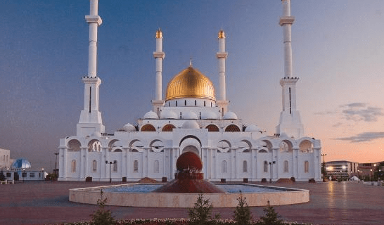 Masjid Nur Astana di Kazakhstan