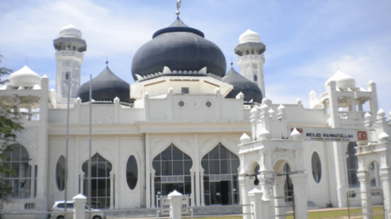 Masjid Rahmatullah Lampu’uk – Lhoknga – Aceh Besar