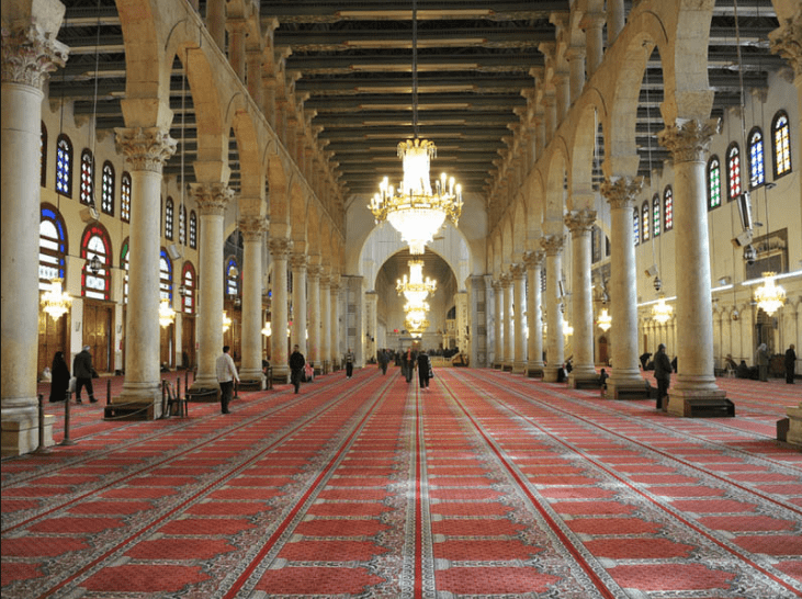 interior masjid damaskus