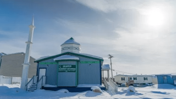 Masjid 4000 Kilometer – Innuvik, Kanada