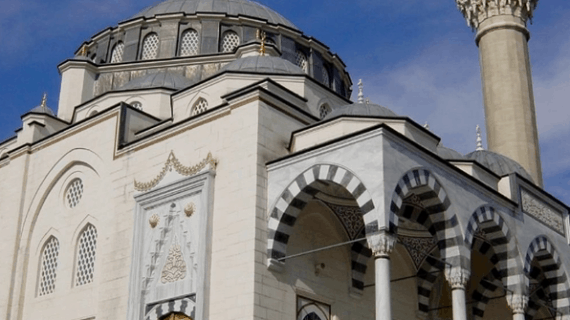 Daftar Masjid-masjid Yang Selamat Dari Bencana Di Dunia