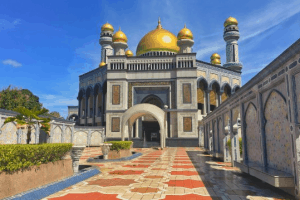 Masjid Dengan Kubah Emas Termegah Didunia