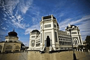 Masjid Raya Al Mashun Medan