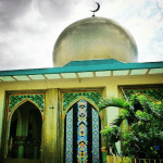 Pesona Masjid Al Dahab Manila