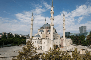 Masjid Agung Tirana Albania