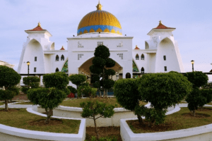 Pesona Masjid Selat Malaka