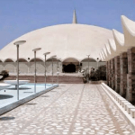 Masjid e-Tooba di Pakistan