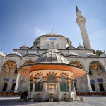 Masjid Sokollu Mehmet Pasha Camii di Istanbul