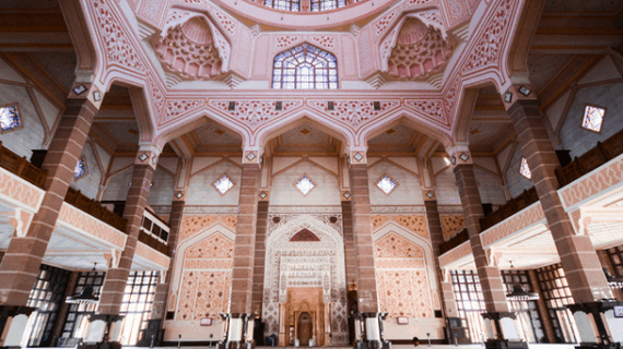 Masjid Putra – Masjid Paling Suci di Malaysia