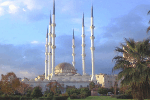 Masjid Mugdat di Mersin, Turki