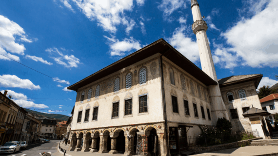 Masjid Multi Warna di Bosnia dan Herzegovina
