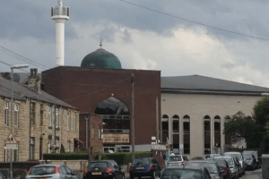 Masjid Markazi, Dewsbury, Inggris