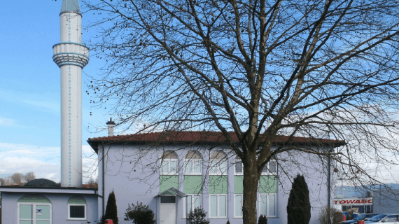 Masjid Alperenler