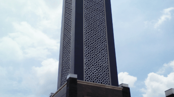 Arsitektur Masjid Namira Lamongan