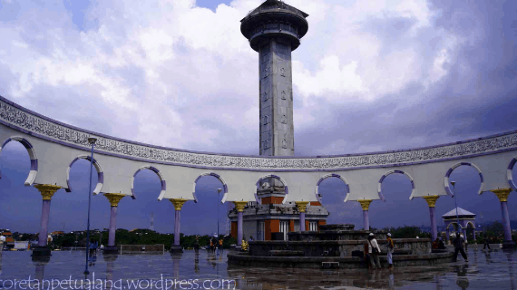 4 Bagian Menarik Menara Masjid Agung Semarang