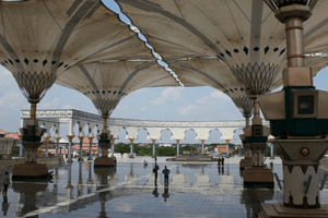 Payung Masjid Agung Semarang Khas Arsitektur Masjid Nabawi