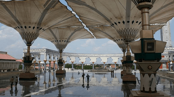 Payung Masjid Agung Semarang Khas Arsitektur Masjid Nabawi