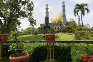 8 Fasilitas Masjid Kubah Emas Dian Al Mahri