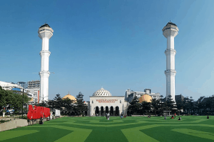 6 Fakta Menarik Masjid Agung Bandung 