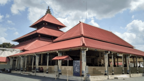 Masjid Gedhe Kauman, Bangunan Bersejarah Berusia Hampir 3 Abad