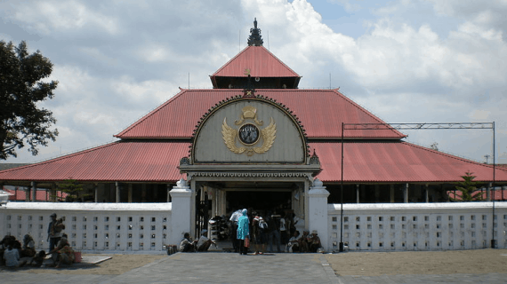 8 Makna Arsitektur Masjid Gedhe Kauman Yogyakarta