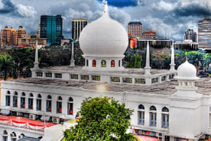 5 Langkah Mengenal Komplek Masjid Agung Al Azhar