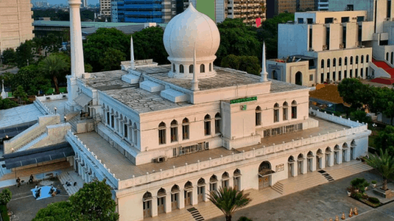 Kupas Tuntas Masjid Agung Al Azhar Jakarta Dengan 14 Pendirinya