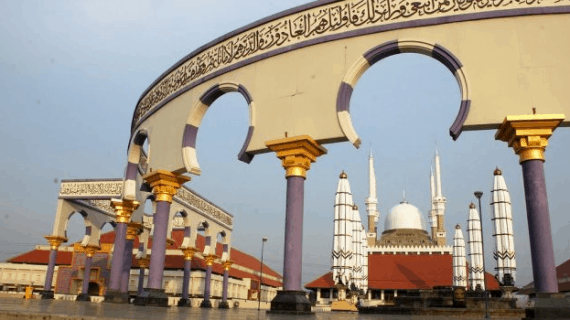 Masjid Agung Semarang Bangunan Megah Di Pusat Kota