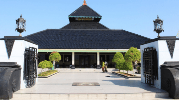 4 Keutamaan Masjid Agung Demak