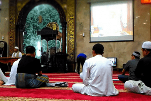 2 Faktor Masjid Agung Sunda Kelapa Menjadi Makmur