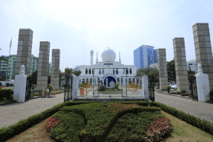 Masjid Agung Al-Azhar Menjadi Pioner Masjid Modern Di Indonesia