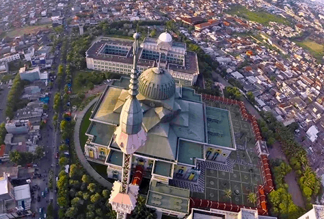 Masjid Raya Jakarta Islamic Centre