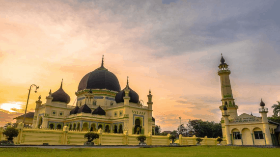 10 Masjid Terindah Di Indonesia