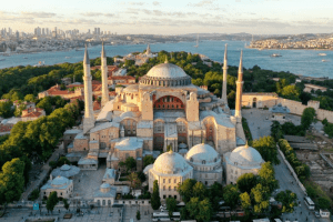 Masjid Biru dan Hagia Sophia