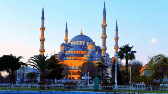 5 Masjid Mirip Hagia Sophia